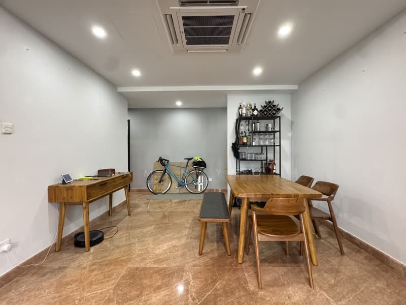 Changi Court, 700 Upper Changi Road East, 2 Bedrooms, 969 sqft, Condominium For Sale, by Benjamin Yeo 杨昔炜, 500188408 - Dining Room - PropertyGuru.com.sg
