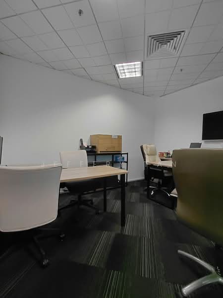The Concourse, 300 Beach Road, 2,745 sqft, Office For Rent, by Jeffery Tan, 500188409 - Interior - CommercialGuru.com.sg