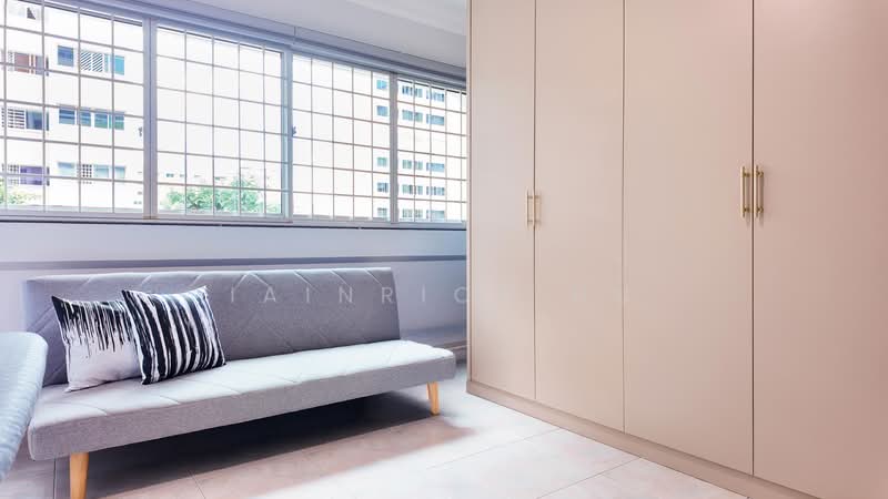 354 Yishun Ring Road, 354 Yishun Ring Road, 3 Bedrooms, 1,130 sqft, HDB Flat For Sale, by Iainrick Hu, 500188415 - Second common room - PropertyGuru.com.sg