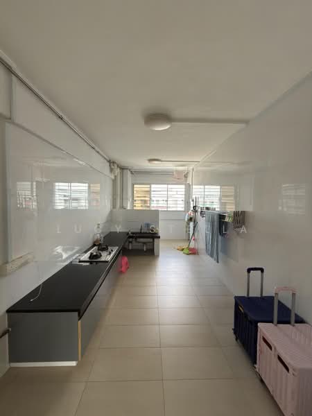 625 Yishun Street 61, 625 Yishun Street 61, 3 Bedrooms, 894 sqft, HDB Flat For Sale, by Lucy Stella, 500188418 - Kitchen - PropertyGuru.com.sg