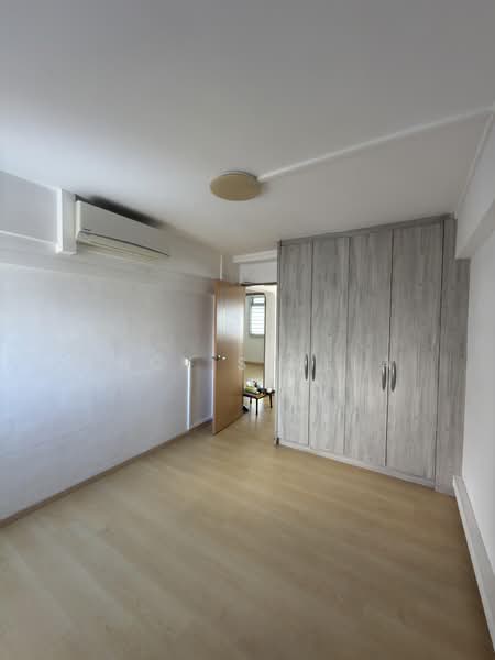 625 Yishun Street 61, 625 Yishun Street 61, 3 Bedrooms, 894 sqft, HDB Flat For Sale, by Lucy Stella, 500188418 - Common Bedroom 2 - PropertyGuru.com.sg
