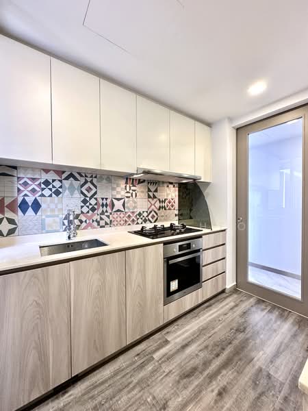The Criterion, 7 Yishun Street 51, 3 Bedrooms, 1,098 sqft, Executive Condominium For Sale, by Bernie Cheo, 500188419 - Kitchen - PropertyGuru.com.sg