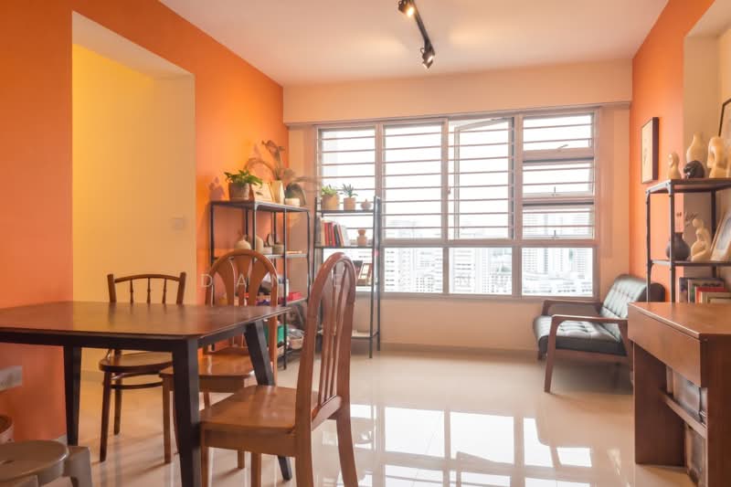116B Jalan Tenteram, 116B Jalan Tenteram, 2 Bedrooms, 721 sqft, HDB Flat For Sale, by Daniel Ong, 500188430 - Living Room - PropertyGuru.com.sg