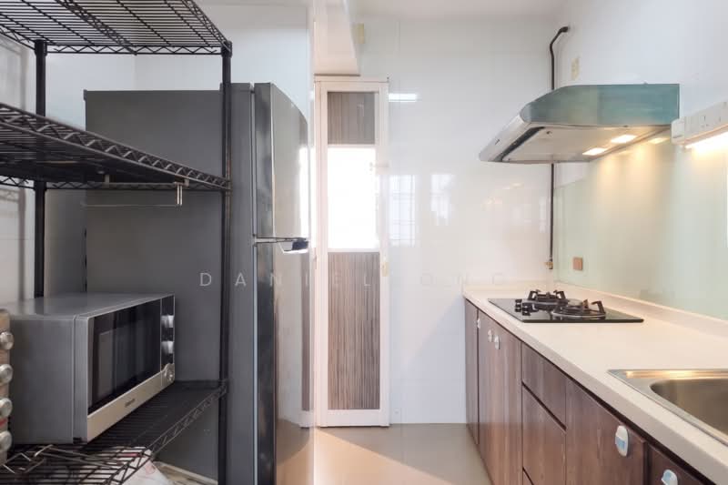 116B Jalan Tenteram, 116B Jalan Tenteram, 2 Bedrooms, 721 sqft, HDB Flat For Sale, by Daniel Ong, 500188430 - Kitchen - PropertyGuru.com.sg