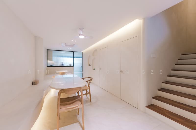 Terraced House At Kovan, , 5 Bedrooms, 3,500 sqft, Terraced House For Sale, by Athalia Soon Sze Yin, 500188455 - Interior - PropertyGuru.com.sg