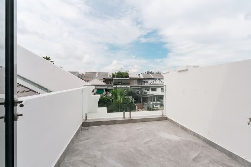 Terraced House At Kovan, , 5 Bedrooms, 3,500 sqft, Terraced House For Sale, by Athalia Soon Sze Yin, 500188455 - PropertyGuru.com.sg