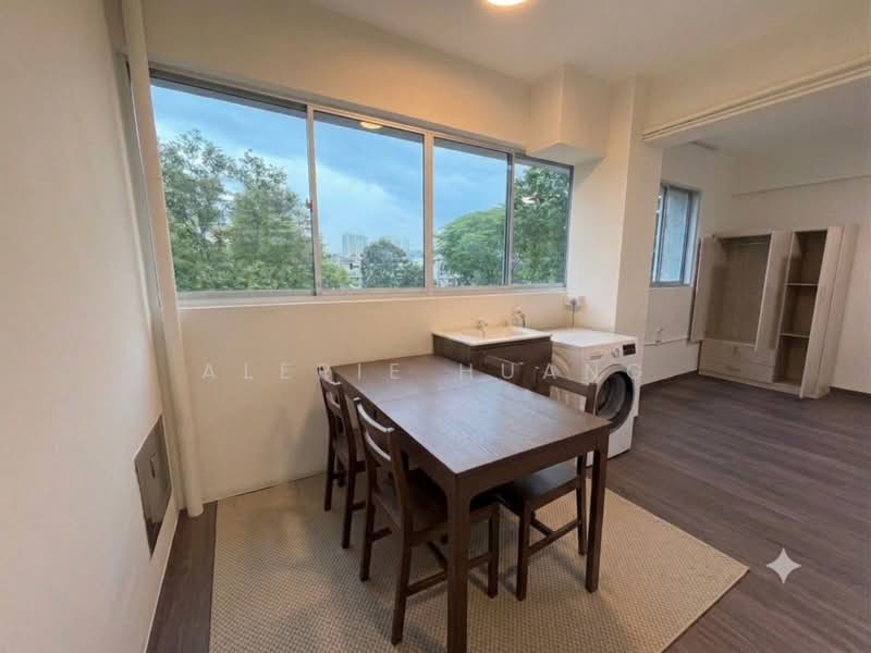 Lakeview Estate, 97A Upper Thomson Road, Room Rental, 200 sqft, Apartment For Rent, by Alerie Huang, 500188470 - Dining Room - PropertyGuru.com.sg
