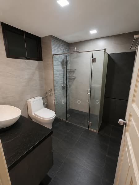 Flame Tree Park, 1 Sin Ming Avenue, 3 Bedrooms, 1,593 sqft, Condominium For Sale, by June Ong, 500188471 - Bathroom - PropertyGuru.com.sg