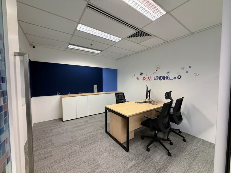 Grade A Office along Robinson Road, Fully Fitted & Furnished. High-End Aesthetic Design., 2,400 sqft, Office For Rent, by Patrick Ong 王鹏若(安仔), 500188474 - Interior - CommercialGuru.com.sg