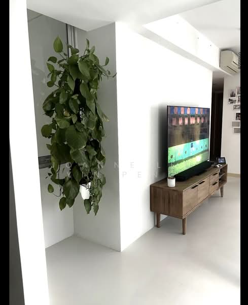 One Amber, 1 Amber Gardens, 4 Bedrooms, 1,658 sqft, Condominium For Rent, by Joanne Lee Yin Peng, 500188482 - Living Room - PropertyGuru.com.sg