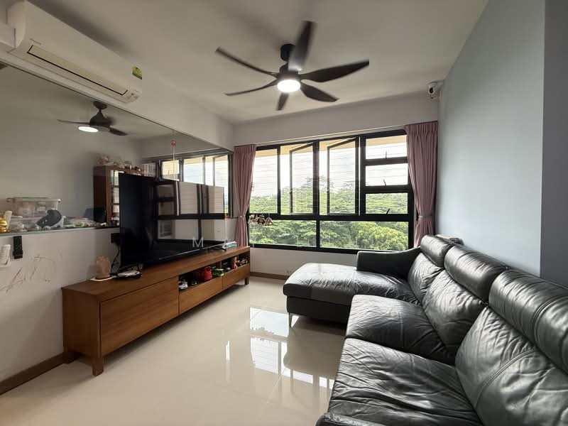 467B Bukit Batok West Avenue 9, 467B Bukit Batok West Avenue 9, 4 Bedrooms, 1,216 sqft, HDB Flat For Sale, by May Loh, 500188491 - Living Room - PropertyGuru.com.sg