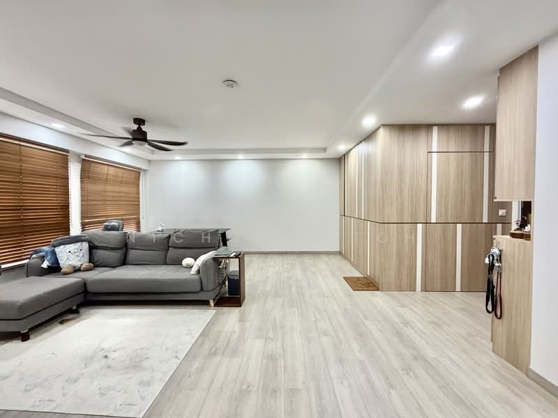 153B Bedok South Road, 153B Bedok South Road, 3 Bedrooms, 1,216 sqft, HDB Flat For Sale, by Nicholas Toh, 500188492 - Living Room - PropertyGuru.com.sg