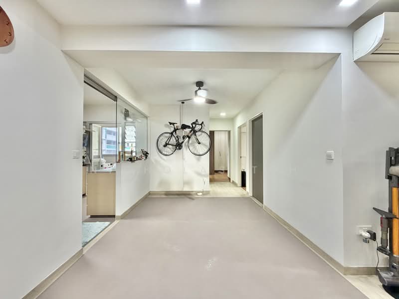 153B Bedok South Road, 153B Bedok South Road, 3 Bedrooms, 1,216 sqft, HDB Flat For Sale, by Nicholas Toh, 500188492 - Living Room - PropertyGuru.com.sg