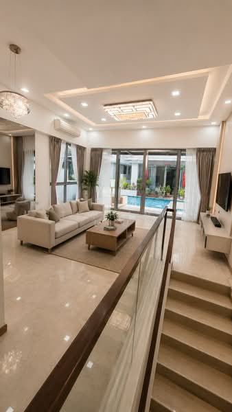 Water Villas, Kovan Road, 5 Bedrooms, 3,864 sqft, Semi-Detached House For Sale, by Stephanie Liu, 500188494 - Living Room - PropertyGuru.com.sg