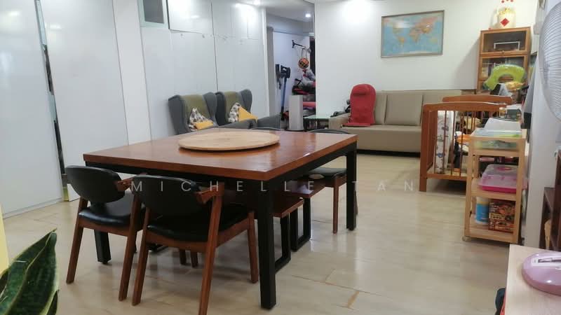 166 Gangsa Road, 166 Gangsa Road, 4 Bedrooms, 1,302 sqft, HDB Flat For Sale, by Michelle Tan, 500188497 - Living Room - PropertyGuru.com.sg