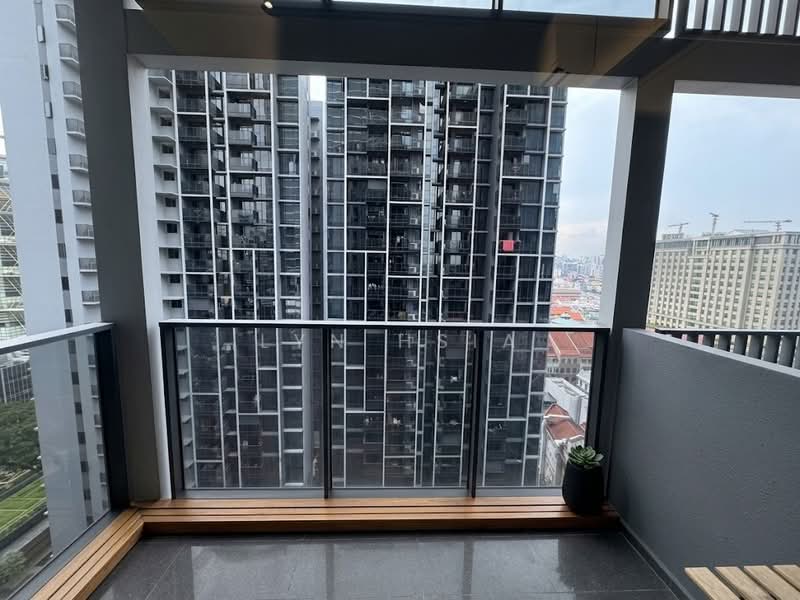 The M, 30 Middle Road, 2 Bedrooms, 592 sqft, Condominium For Rent, by Lyn Hsia, 500188498 - Balcony - PropertyGuru.com.sg