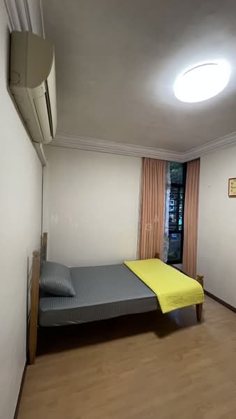 472 Segar Road, 472 Segar Road, Room Rental, 200 sqft, HDB Flat For Rent, by Nicholas Thong, 500188501 - Common Room 1 with ac - PropertyGuru.com.sg
