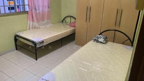 For Rent - 910 Tampines Street 91
