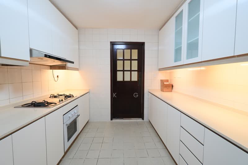Regency Park, 7 Nathan Road, 3 Bedrooms, 2,260 sqft, Condominium For Sale, by Jack Goh, 500188517 - Kitchen - PropertyGuru.com.sg