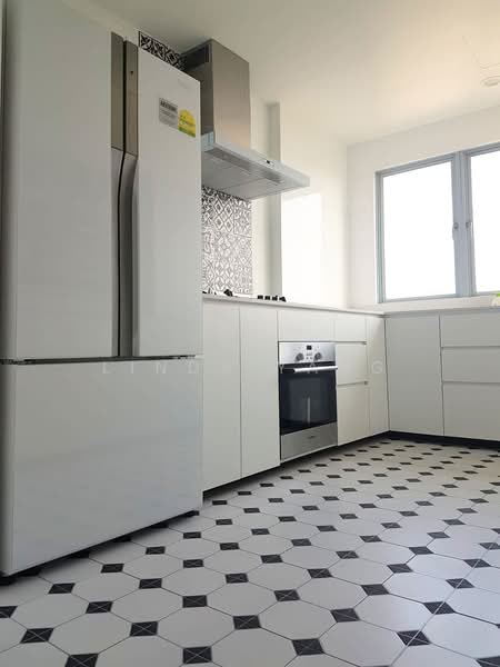 The Makena, 121 Meyer Road, 3 Bedrooms, 1,744 sqft, Condominium For Rent, by Linda Yang, 500188523 - Kitchen - PropertyGuru.com.sg