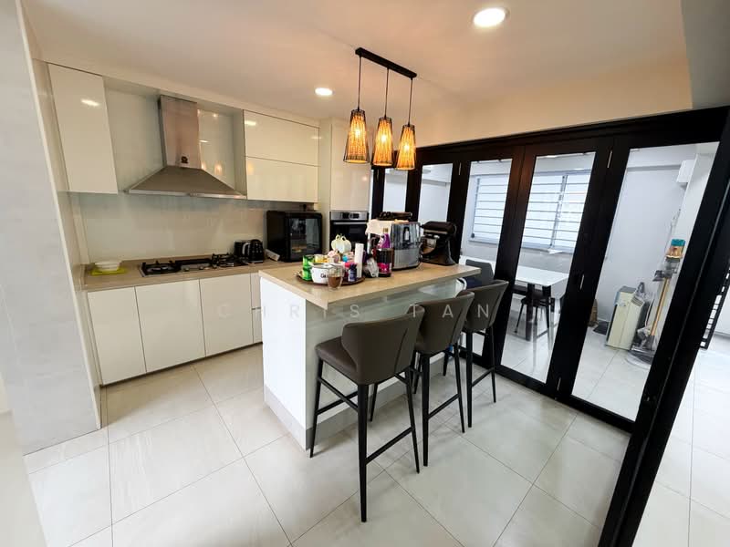 109 Teck Whye Lane, 109 Teck Whye Lane, 4 Bedrooms, 1,572 sqft, HDB Flat For Sale, by Chris Tan, 500188525 - Kitchen - PropertyGuru.com.sg