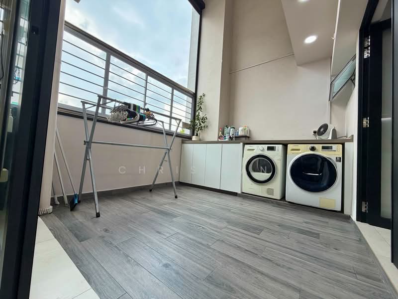 109 Teck Whye Lane, 109 Teck Whye Lane, 4 Bedrooms, 1,572 sqft, HDB Flat For Sale, by Chris Tan, 500188525 - Balcony - PropertyGuru.com.sg