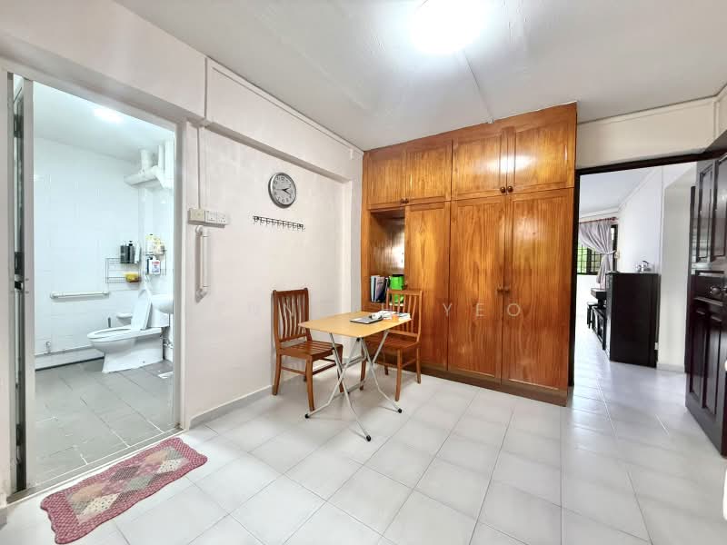 211 Serangoon Avenue 4, 211 Serangoon Avenue 4, 3 Bedrooms, 1,001 sqft, HDB Flat For Sale, by Kenneth Yeo, 500188526 - Bathroom - PropertyGuru.com.sg