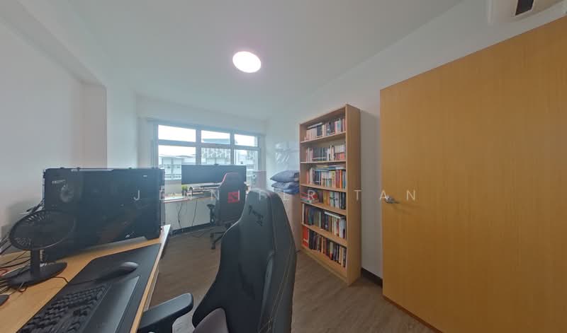 431A Yishun Avenue 1, 431A Yishun Avenue 1, 3 Bedrooms, 990 sqft, HDB Flat For Sale, by Jennifer Tan, 500188530 - Study - PropertyGuru.com.sg