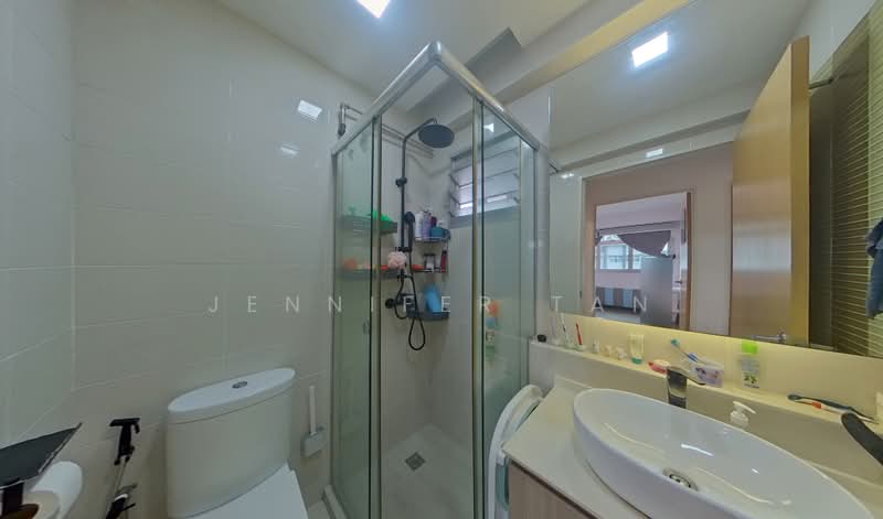 431A Yishun Avenue 1, 431A Yishun Avenue 1, 3 Bedrooms, 990 sqft, HDB Flat For Sale, by Jennifer Tan, 500188530 - Bathroom - PropertyGuru.com.sg