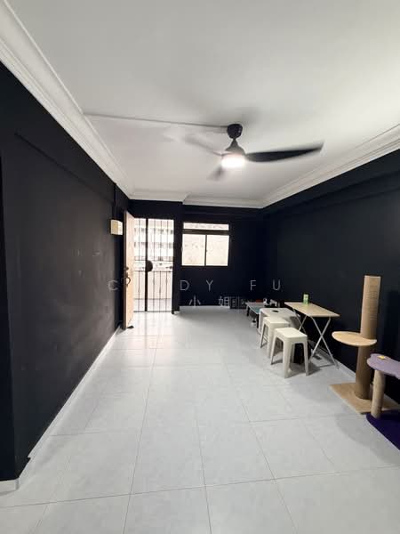 507 Ang Mo Kio Avenue 8, 507 Ang Mo Kio Avenue 8, 2 Bedrooms, 721 sqft, HDB Flat For Sale, by Cindy Fu 付小姐, 500188531 - Living Room - PropertyGuru.com.sg