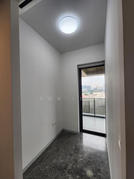 Margaret Ville, 20 Margaret Drive, 2 Bedrooms, 829 sqft, Condominium For Sale, by Don Lim, 500188534 - Balcony - PropertyGuru.com.sg