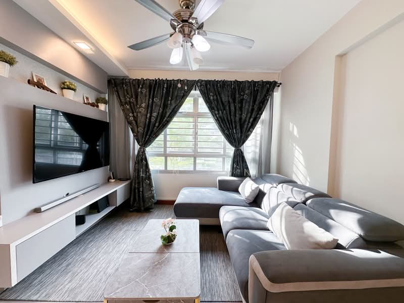 331A Anchorvale Street, 331A Anchorvale Street, 3 Bedrooms, 1,001 sqft, HDB Flat For Sale, by Lin Tan, 500188536 - Living Room - PropertyGuru.com.sg