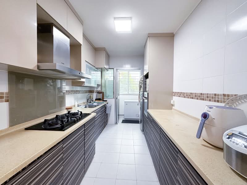 331A Anchorvale Street, 331A Anchorvale Street, 3 Bedrooms, 1,001 sqft, HDB Flat For Sale, by Lin Tan, 500188536 - Kitchen - PropertyGuru.com.sg