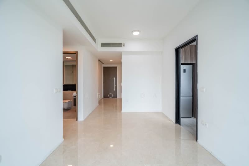 Principal Garden, 91 Prince Charles Crescent, 2 Bedrooms, 786 sqft, Condominium For Rent, by Carol Gan, 500188543 - Corridor - PropertyGuru.com.sg