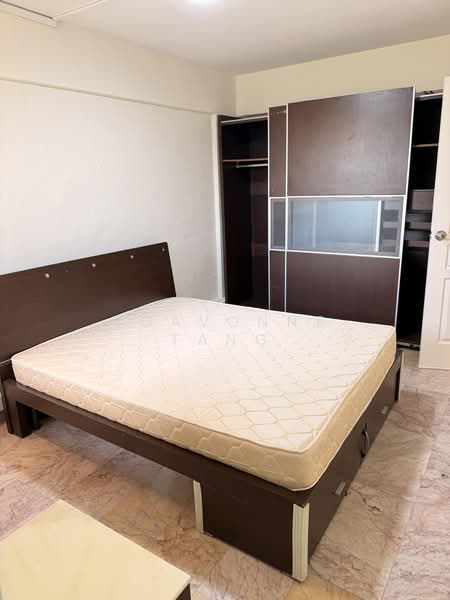 227 Serangoon Avenue 4, 227 Serangoon Avenue 4, 2 Bedrooms, 721 sqft, HDB Flat For Rent, by Joavonne Tang, 500188547 - Bedroom - PropertyGuru.com.sg