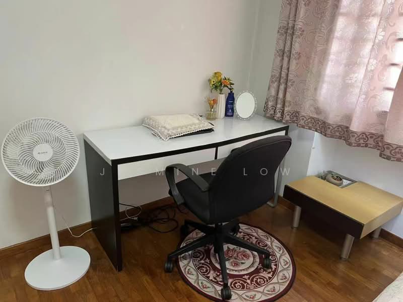 258A Compassvale Road, 258A Compassvale Road, Room Rental, 100 sqft, HDB Flat For Rent, by Jasmine Low, 500188557 - Study - PropertyGuru.com.sg