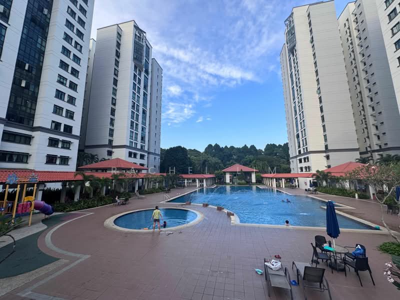 Chestervale, 31 Bangkit Road, 3 Bedrooms, 1,399 sqft, Condominium For Sale, by Rachel Lim, 500188575 - Lap Pool + Wading Pool - PropertyGuru.com.sg