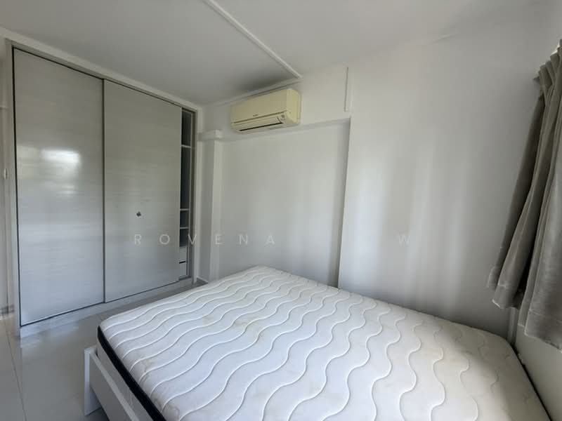 604 Clementi West Street 1, 604 Clementi West Street 1, Room Rental, 100 sqft, HDB Flat For Rent, by Rovena Chow, 500188584 - Bedroom - PropertyGuru.com.sg
