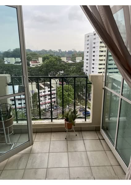 Cavendish Park, 16 Pine Grove, 2 Bedrooms, 958 sqft, Condominium For Sale, by JUDY FOO, 500188586 - Balcony - PropertyGuru.com.sg