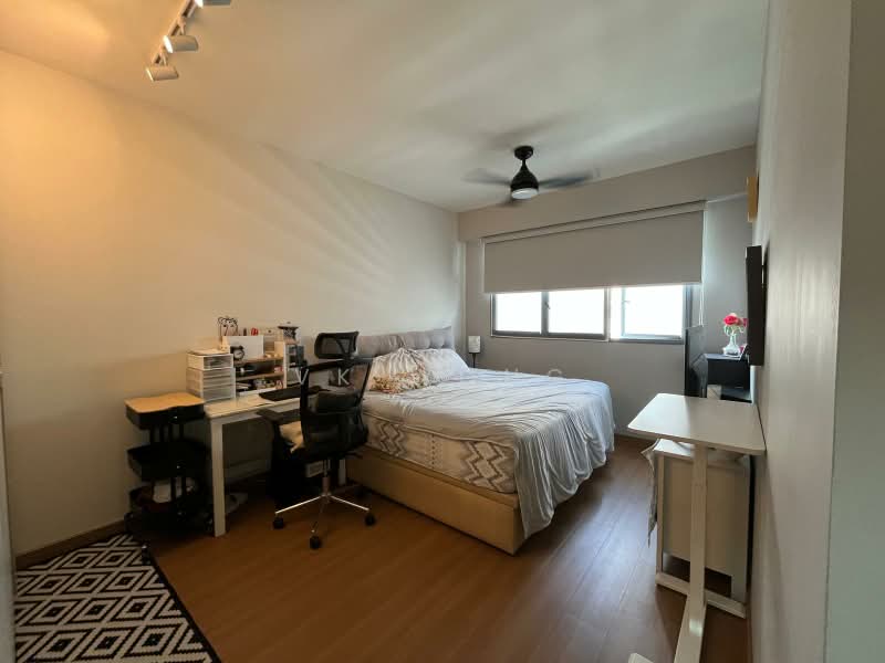 620A Tampines Street 61, 620A Tampines Street 61, 3 Bedrooms, 1,001 sqft, HDB Flat For Sale, by VK Wong, 500188592 - Master Bedroom - PropertyGuru.com.sg