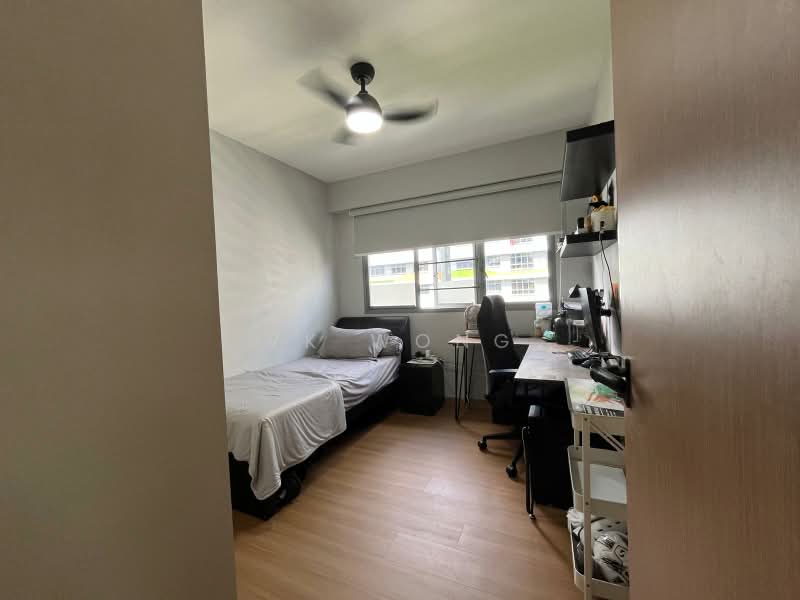 620A Tampines Street 61, 620A Tampines Street 61, 3 Bedrooms, 1,001 sqft, HDB Flat For Sale, by VK Wong, 500188592 - Bedroom 2 - PropertyGuru.com.sg