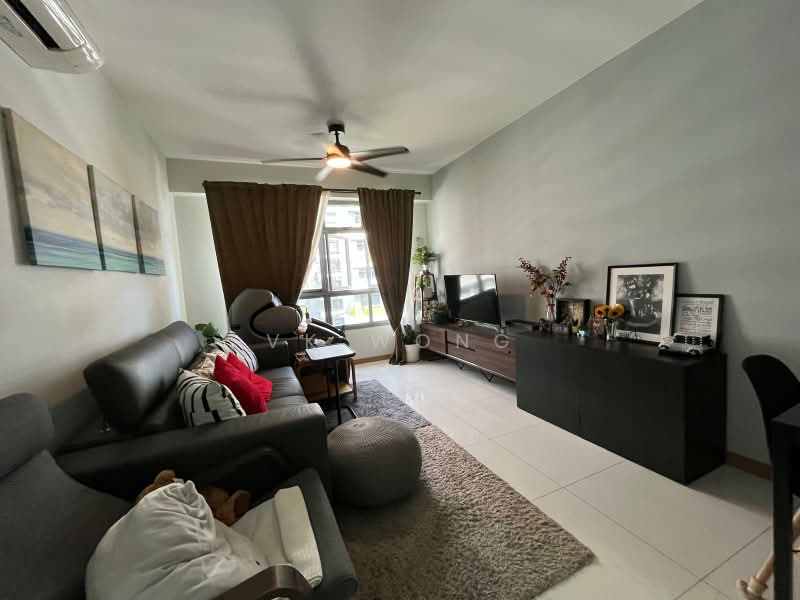 620A Tampines Street 61, 620A Tampines Street 61, 3 Bedrooms, 1,001 sqft, HDB Flat For Sale, by VK Wong, 500188592 - Living Room - PropertyGuru.com.sg