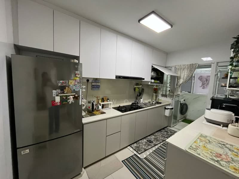 620A Tampines Street 61, 620A Tampines Street 61, 3 Bedrooms, 1,001 sqft, HDB Flat For Sale, by VK Wong, 500188592 - Kitchen - PropertyGuru.com.sg