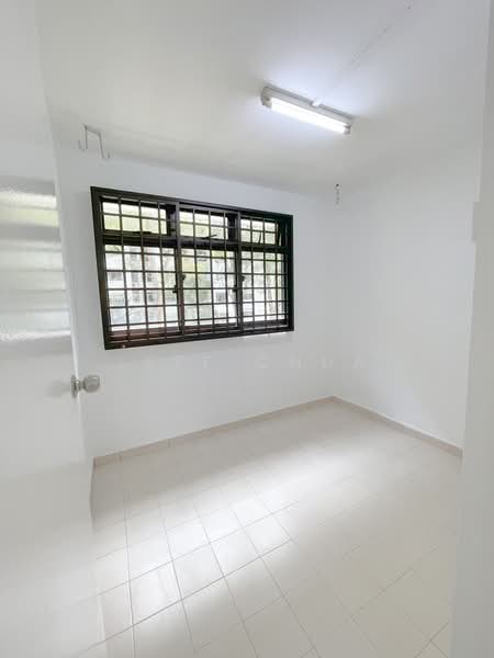 6 Ghim Moh Road, 6 Ghim Moh Road, 2 Bedrooms, 700 sqft, HDB Flat For Sale, by Jeff Chua, 500188603 - Utility Room - PropertyGuru.com.sg