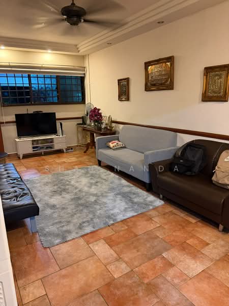 206 Tampines Street 21, 206 Tampines Street 21, 2 Bedrooms, 795 sqft, HDB Flat For Sale, by Shah Nanda, 500188608 - Living Room - PropertyGuru.com.sg
