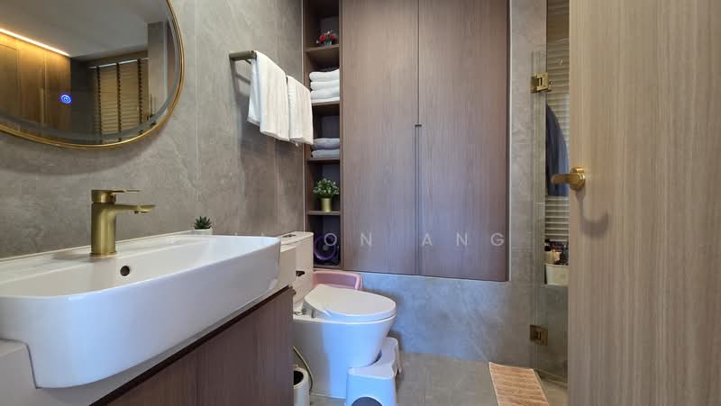 City Square Residences, 8 Kitchener Link, 3 Bedrooms, 1,195 sqft, Condominium For Sale, by Wilson Ang, 500188626 - Bathroom - PropertyGuru.com.sg