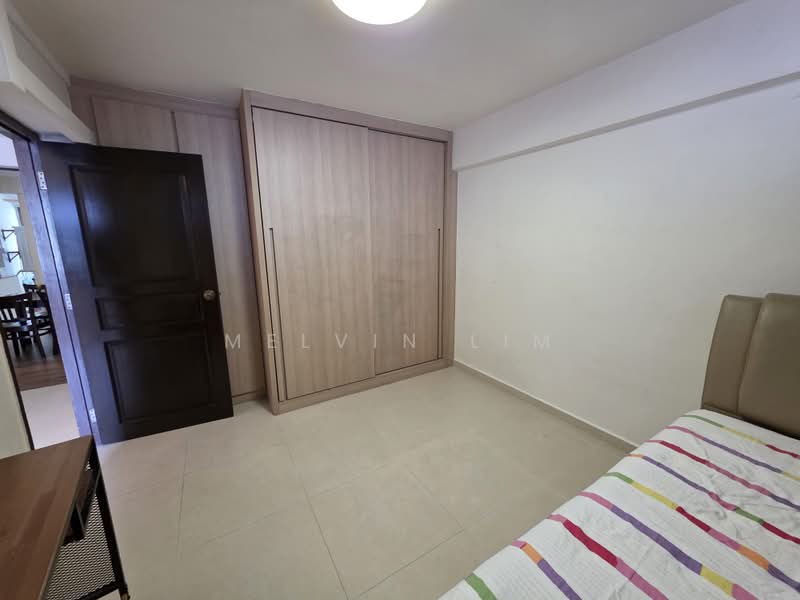 85A Lorong 4 Toa Payoh, 85A Lorong 4 Toa Payoh, 3 Bedrooms, 732 sqft, HDB Flat For Rent, by Melvin Lim, 500188629 - Bedroom - PropertyGuru.com.sg