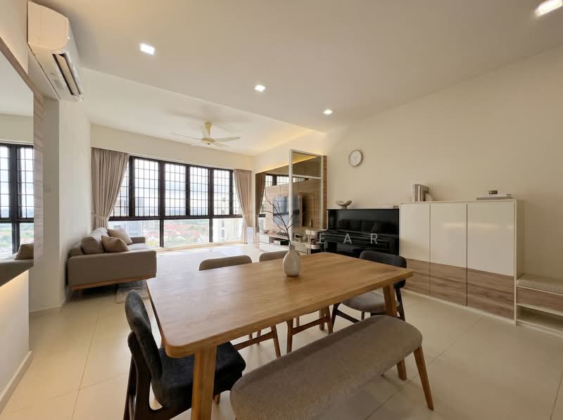 Seasons Park, 495 Yio Chu Kang Road, 3 Bedrooms, 1,249 sqft, Condominium For Sale, by Dave Sear, 500188638 - Living Room - PropertyGuru.com.sg