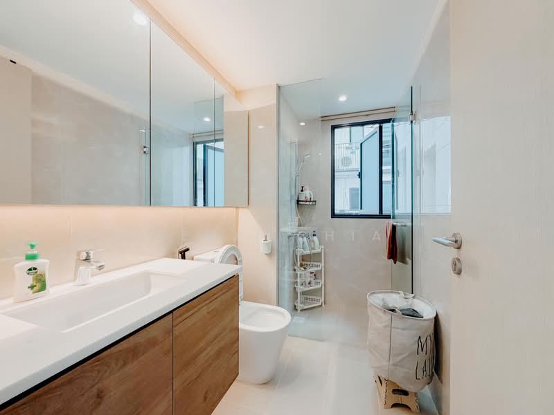Treasure at Tampines, 57 Tampines Lane, 3 Bedrooms, 915 sqft, Condominium For Rent, by Benji Chia, 500188641 - Bathroom - PropertyGuru.com.sg