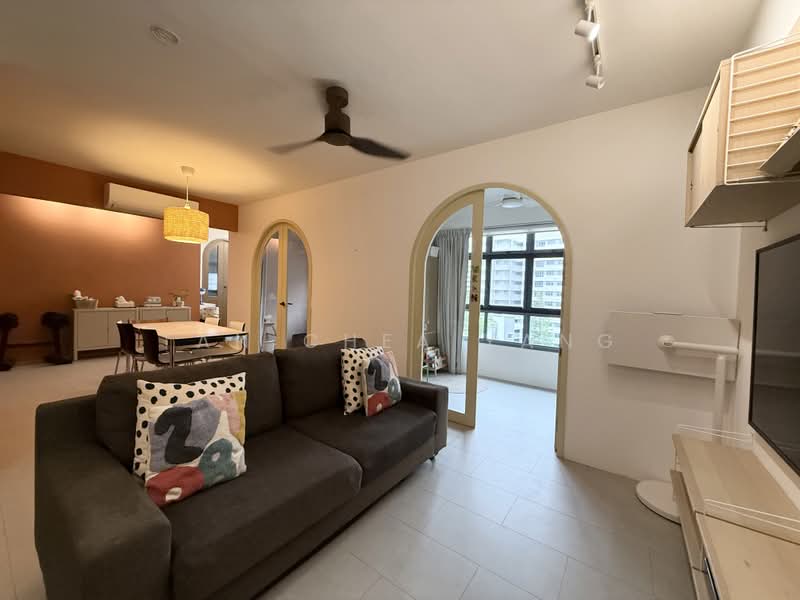 627A Tampines Street 61, 627A Tampines Street 61, 3 Bedrooms, 1,001 sqft, HDB Flat For Sale, by Tan Chea Yang, 500188659 - Living Room - PropertyGuru.com.sg